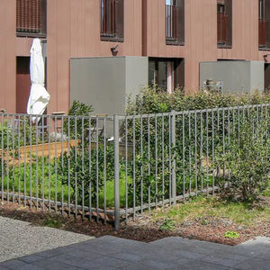fence with bars 1