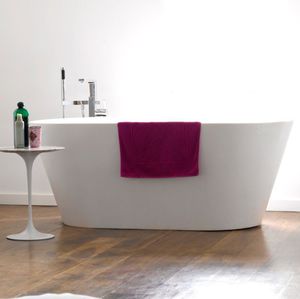 free-standing bathtub / oval / Solid Surface