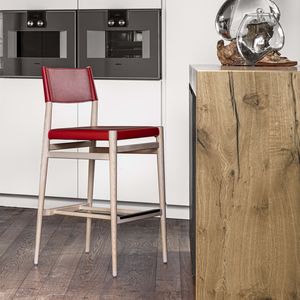 Scandinavian design bar chair 1