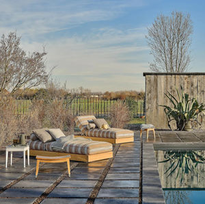 contemporary daybed