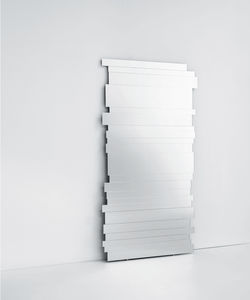 free-standing mirror