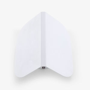 contemporary wall light
