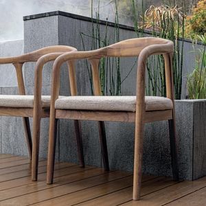contemporary garden chair 1