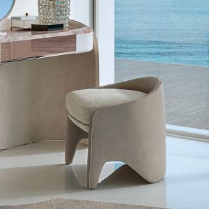 wood makeup chair 1