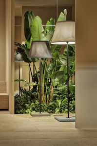 floor-standing lamp