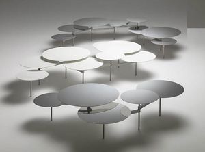 original design coffee table / metal