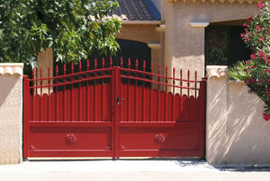 swing gate 1