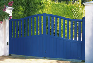 swing gate 1