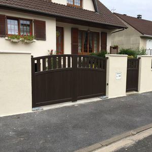 swing gate 1