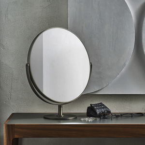 table mirror
