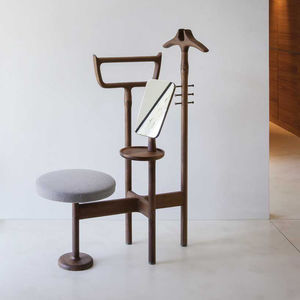 floor-mounted valet stand
