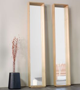 free-standing mirror