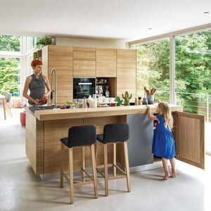 Contemporary kitchen - LA CUCINA - Riva Industria Mobili - wooden / island  / handleless