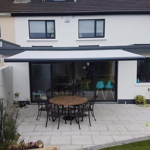 window canopy