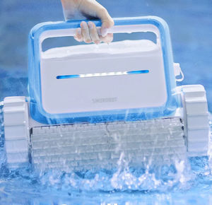 electric robotic pool cleaner