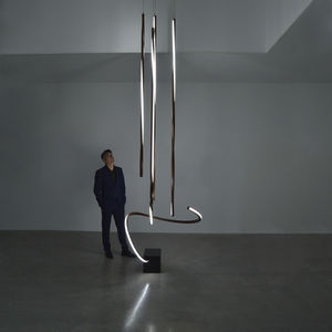 floor-standing lamp