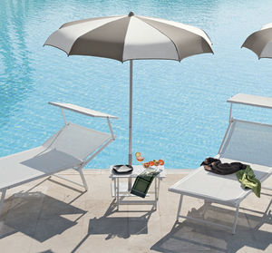 round parasol 1