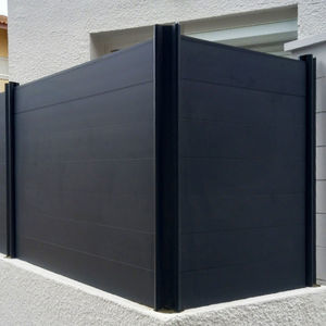wind-resistant-fence