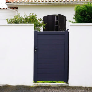 aluminum garden gate
