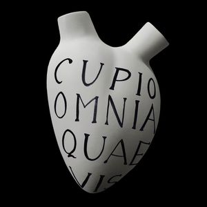 contemporary vase 1