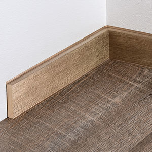 brown skirting