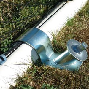 metal ground anchor