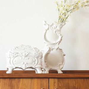 Baroque style vase 1
