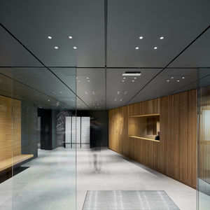 recessed spotlight 1