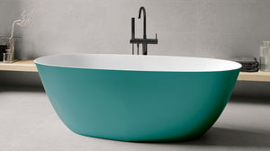 oval bathtub 1