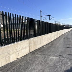 fence with bars