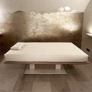 electric massage table