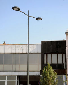 aluminum lamp post arm 1
