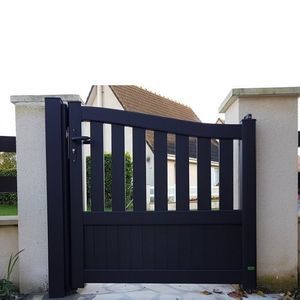 aluminum garden gate 1