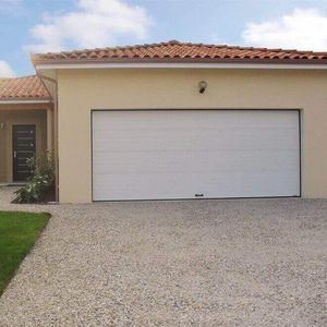 sectional garage door 1