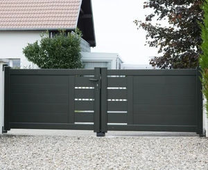 swing gate 1