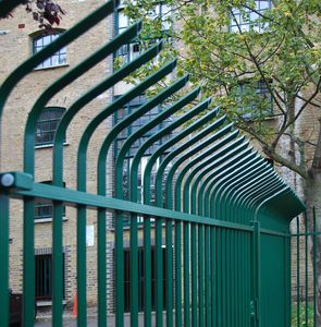 fencing with bars