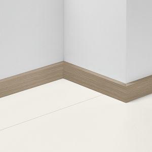 brown baseboard