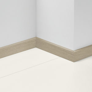brown baseboard