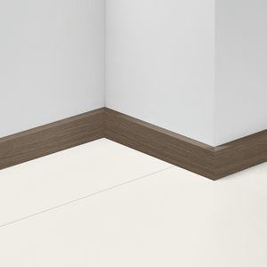 brown baseboard