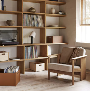 contract lounge chair