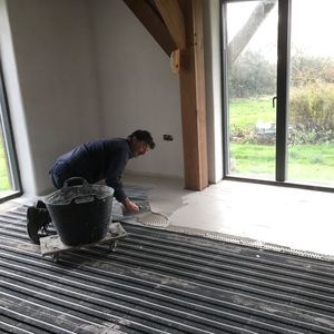 hot water underfloor heating
