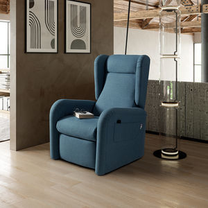 contemporary relaxing armchair 1