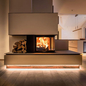 closed wood hearth 1