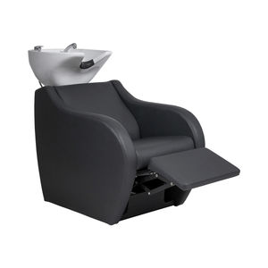shampoo chair with footrest