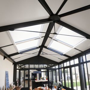 heat-resistant blinds
