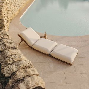 contemporary sun lounger 1