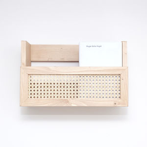wall-mounted shelf 1