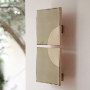 contemporary wall light