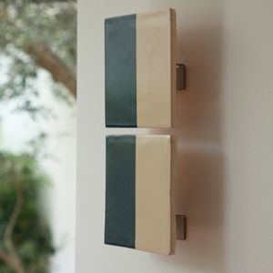 contemporary wall light
