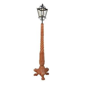 garden lamp post